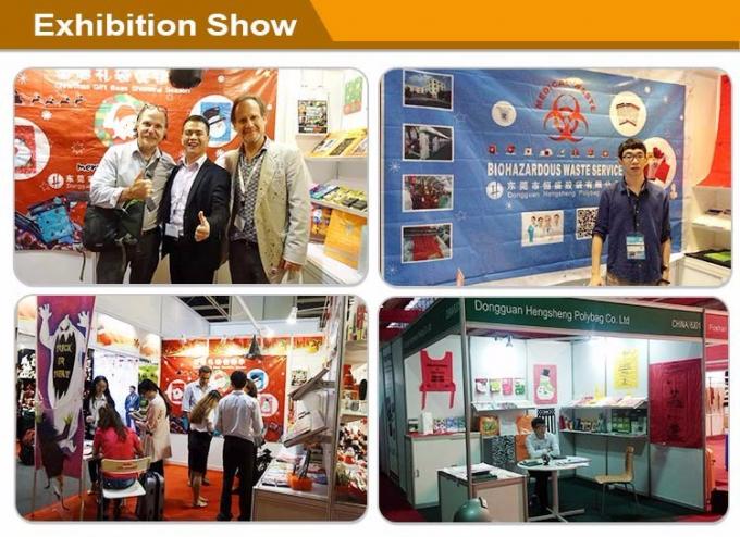 হ্যালোইন জন্য কাস্টমাইজড ডিসপোজেবল LDPE রক্তাক্ত হ্যান্ডপ্রিন্ট টেবিলক্লথ 8